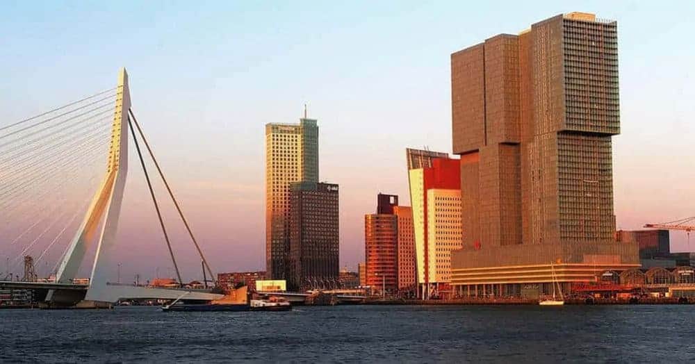 How to travel to Rotterdam