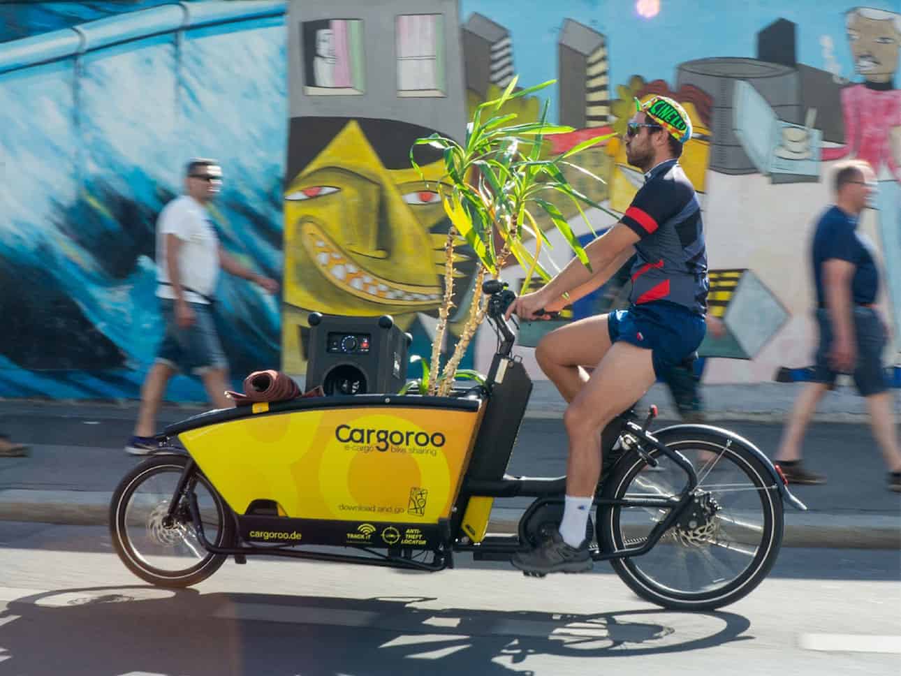 Cargoroo expands e-cargo bike sharing to Rotterdam