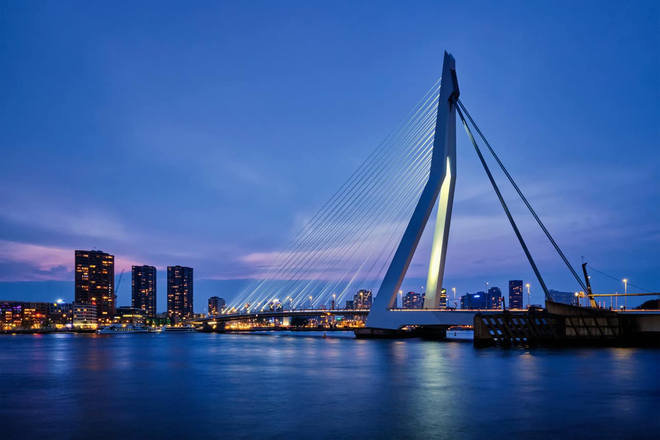 The bridges of Rotterdam - interesting facts and details