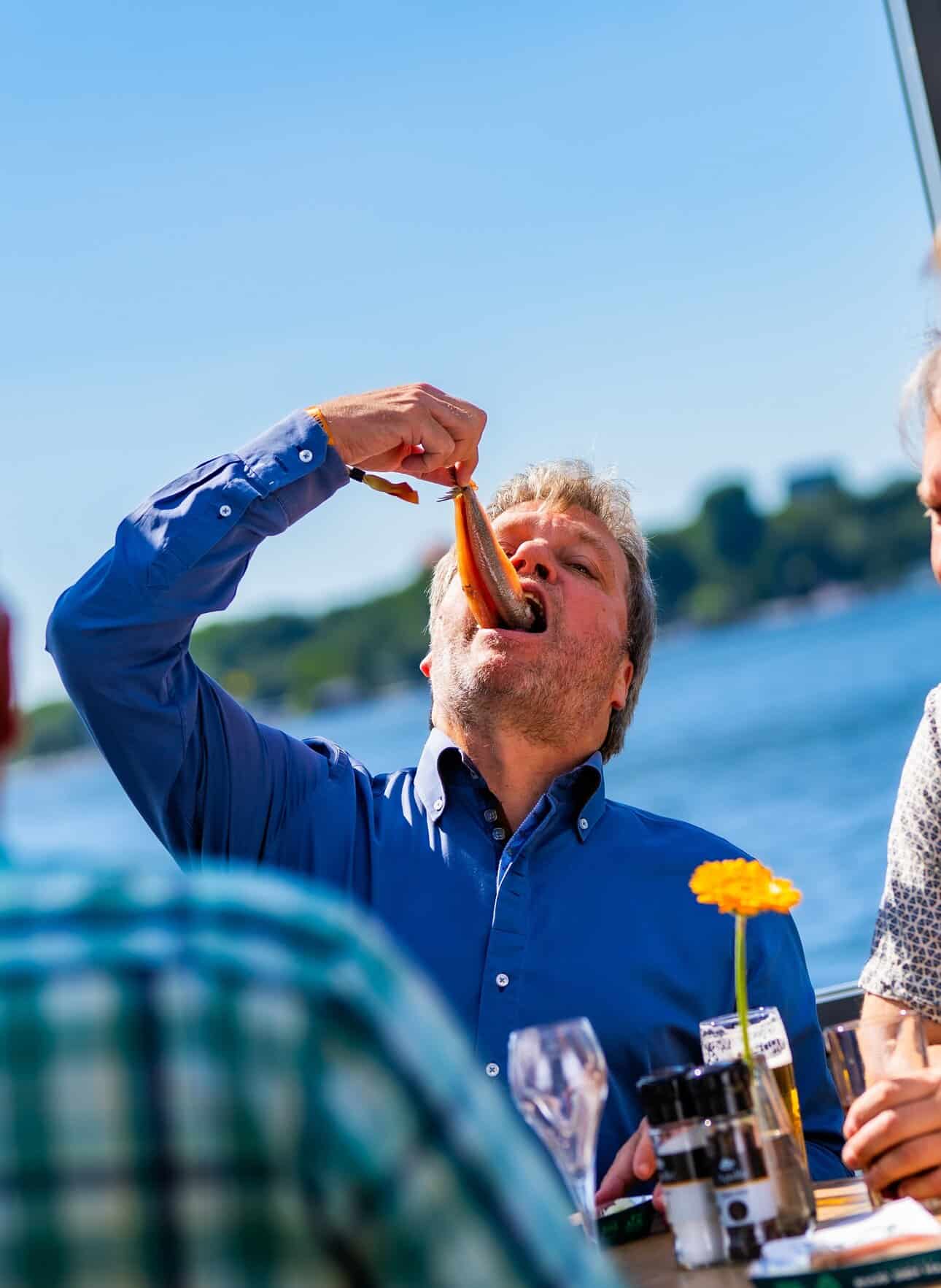 Eat herring and raise funds for cystic fibrosis at De Tuin’s Haringparty, by the Kralingse Plas in Rotterdam.