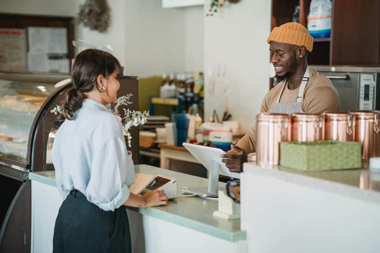 How To Provide A Positive Customer Experience For Your Business