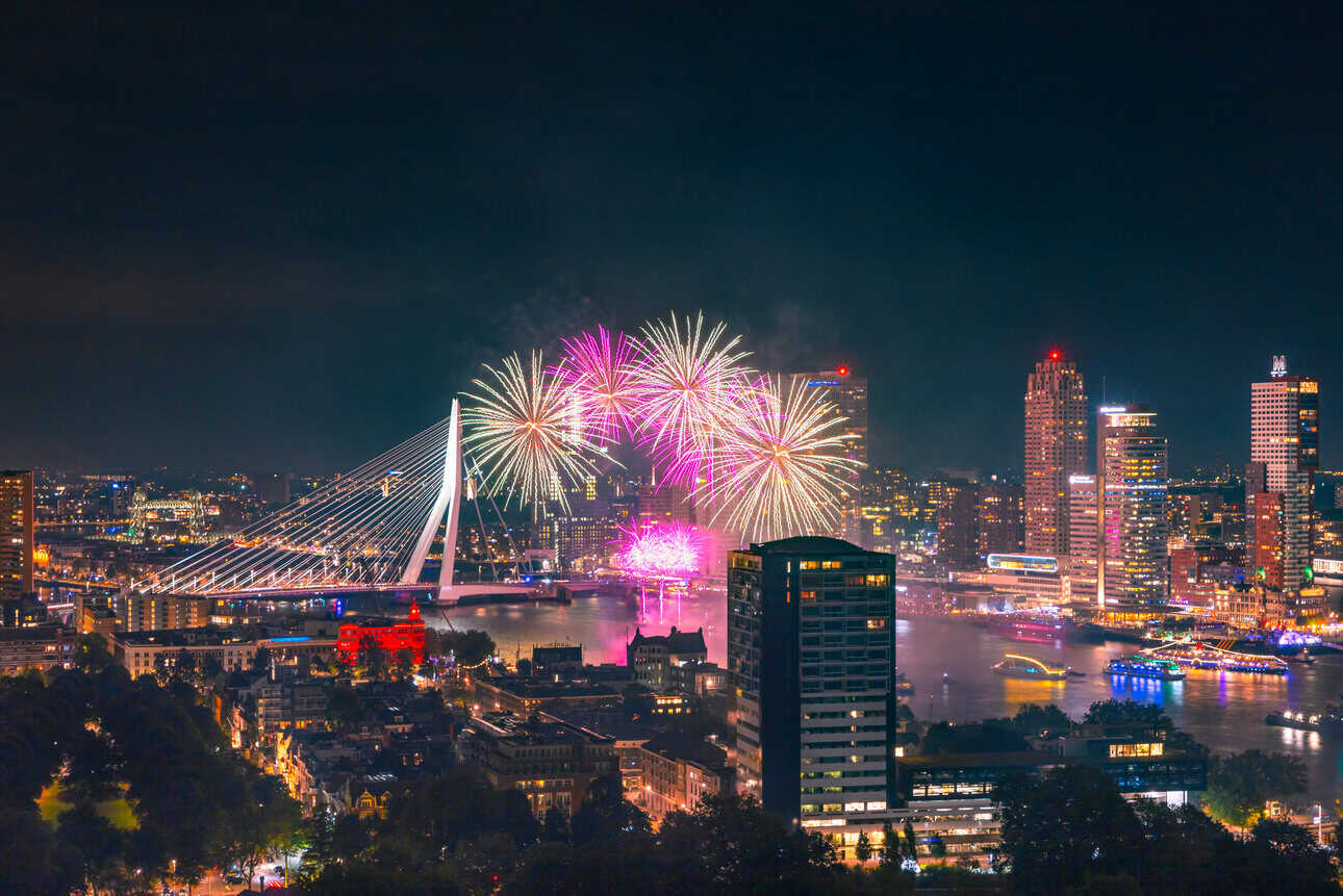 Experience World Port Days from the Euromast with a four-course dinner on 6 September, late access to the observation deck and views of the harbour fireworks.