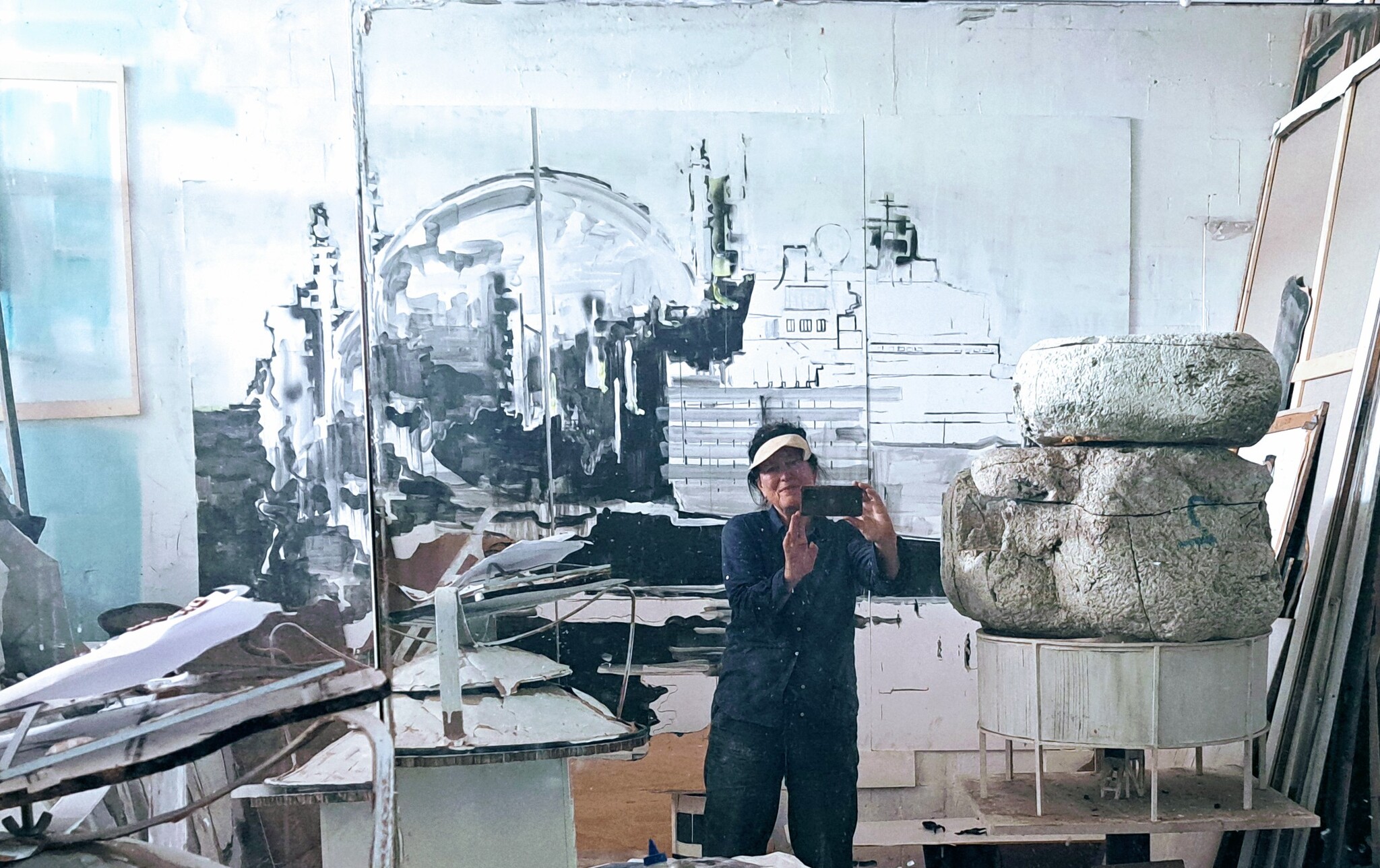Eveline Visser presents Good over Evil – OVERGROW at Brutus Rotterdam, exploring mycelium futures for the Maasvlakte.