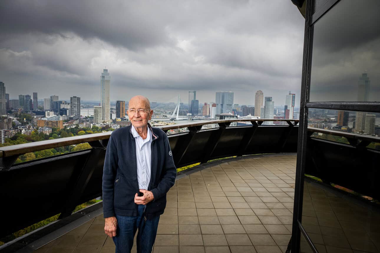 Architect Huig Maaskant’s son shares memories of the Euromast, offering a family perspective on Rotterdam’s most iconic post-war landmark.