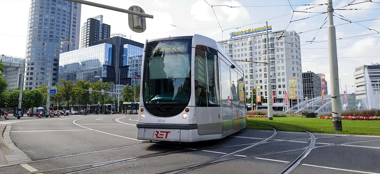 From 13 October, Rotterdam trams will no longer stop at Stadhuis and Pompenburg. Weena becomes the alternative, with several line frequency changes.