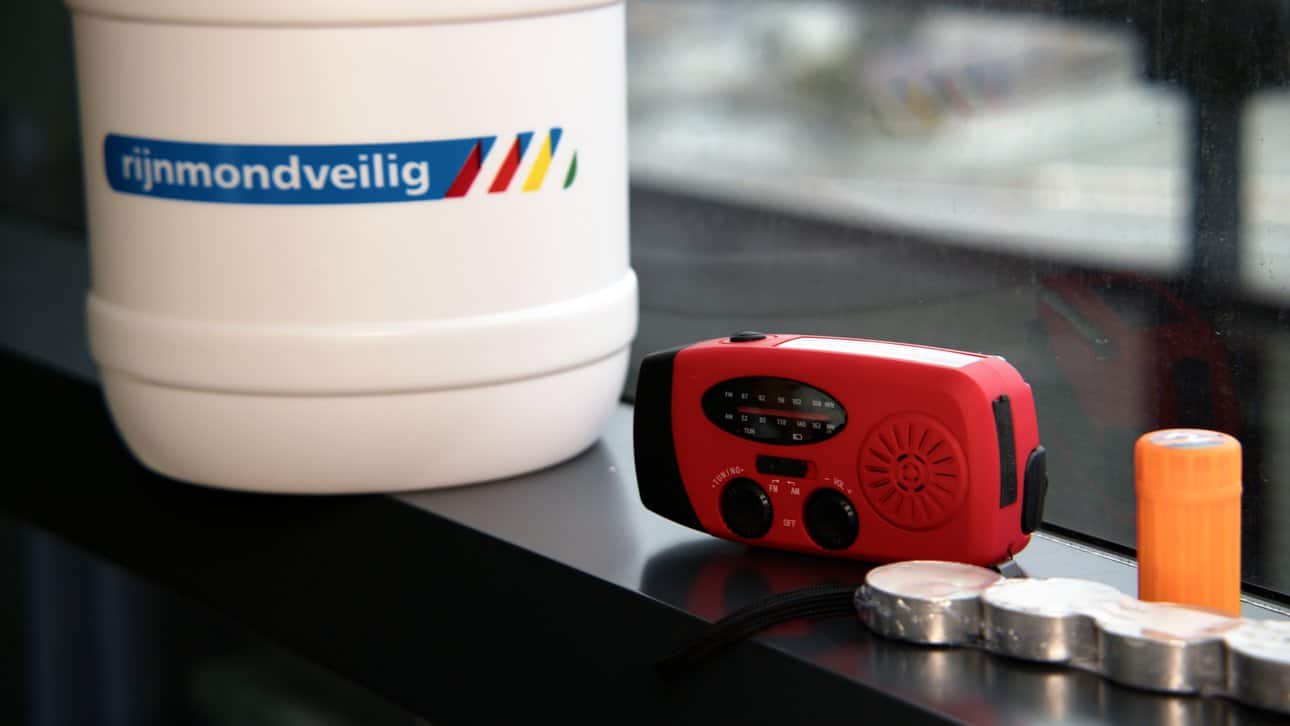 Museum Rotterdam’s new pop-up The Rotterdam Emergency Kit explores how the city can prepare for crises, with insights from experts and residents.