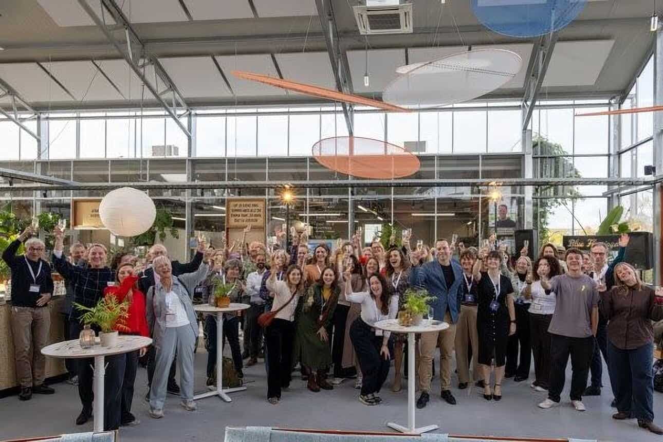 Kunstgebouw celebrates 30 years with a new vision for culture in South Holland, focusing on collaboration, accessibility and local cultural innovation.