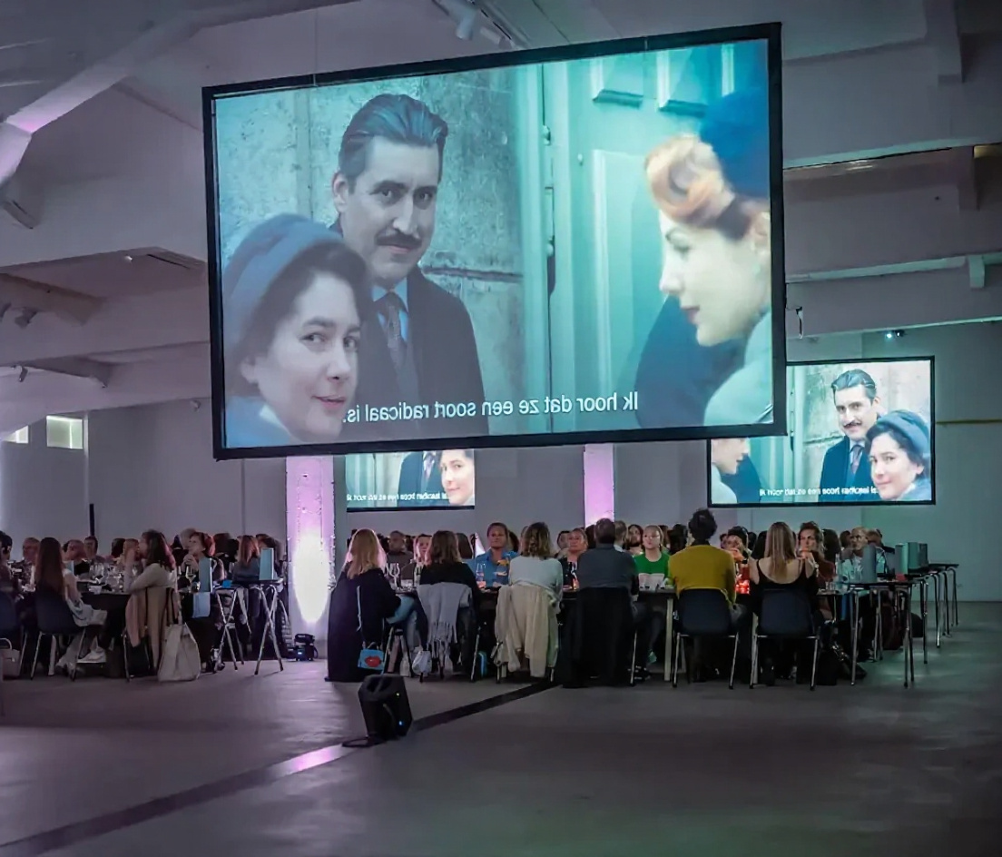 Experience Cinema Culinair in Rotterdam, where film and fine dining merge. Taste each dish exactly as it appears on screen.