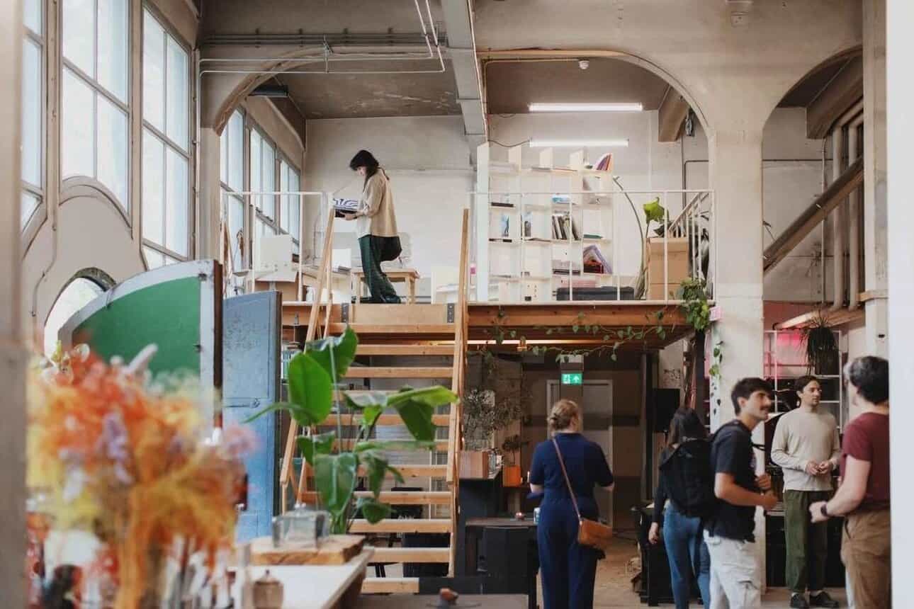 Vide Books is a small independent bookshop focused on contemporary art, design, visual culture and experimental publishing. It sits on the **mezzanine level inside Huidenclub, an art and culture space in Delfshaven.