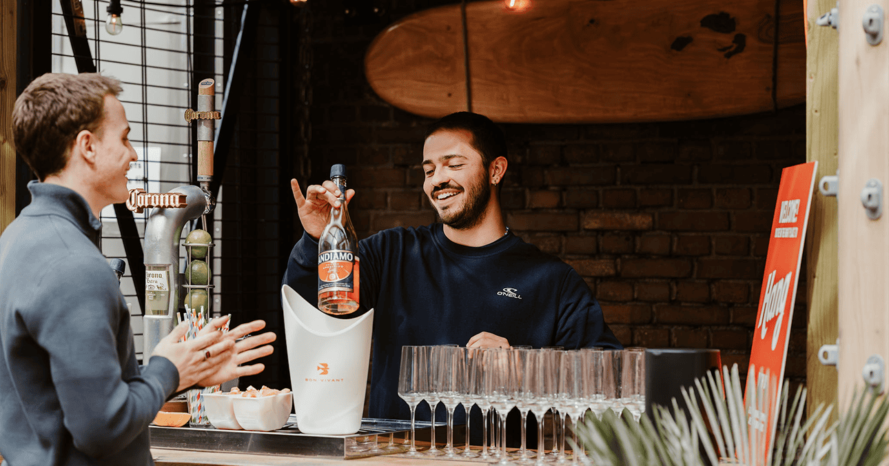 RiF010 has opened Hang Bar &amp; Kitchen behind the Markthal, adding a new waterside bar and restaurant to Rotterdam’s city-centre surf spot.
