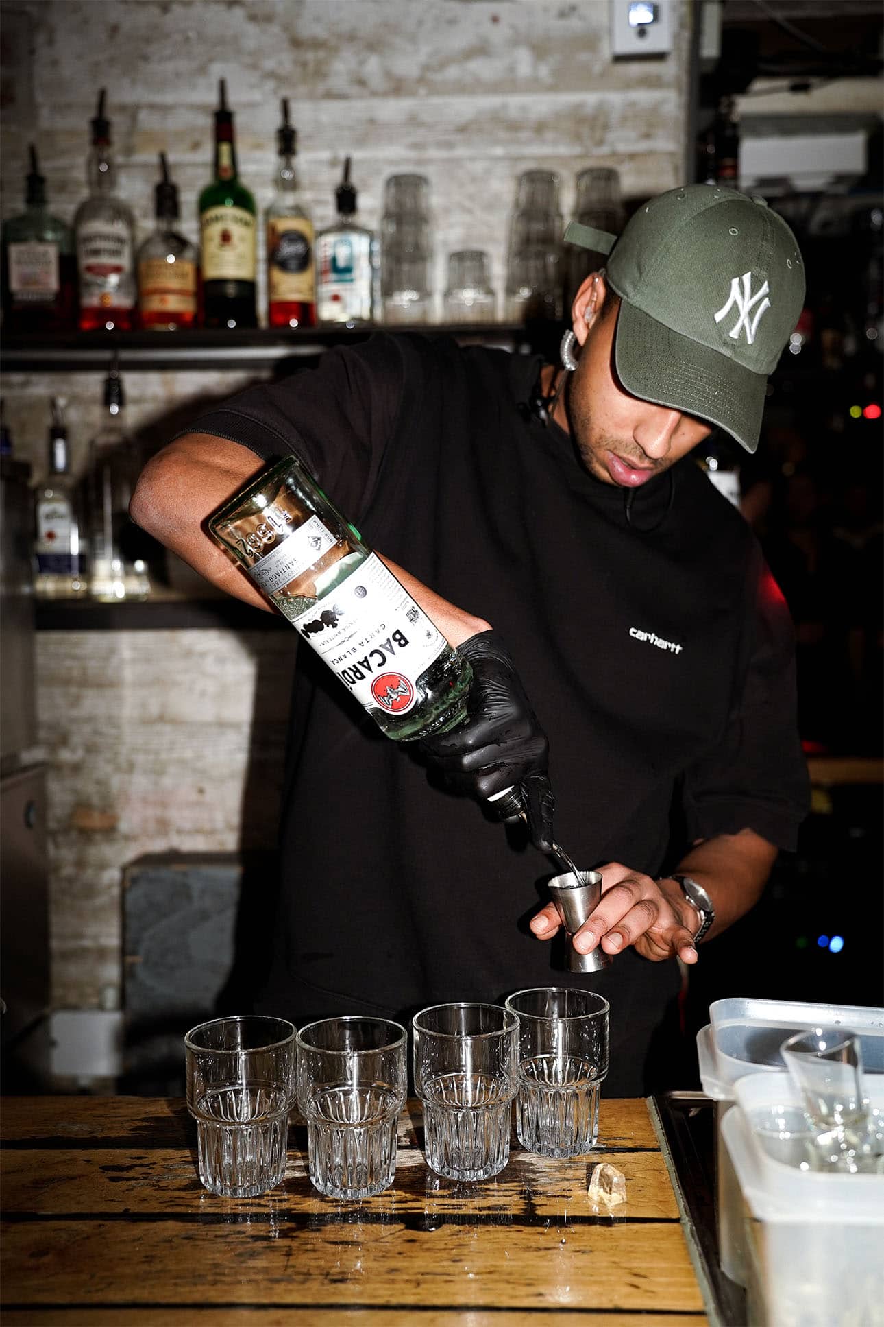 THOMS Underground Bar reopens on 24 April in Rotterdam, bringing late-night Fridays and Saturdays back to the Meent.