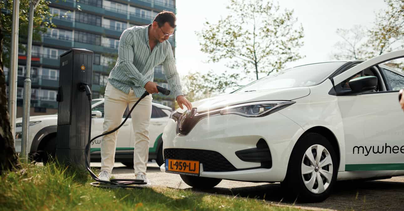 MyWheels has added 30 electric shared cars in Rotterdam, bringing its local electric fleet to around 230 vehicles across the city.