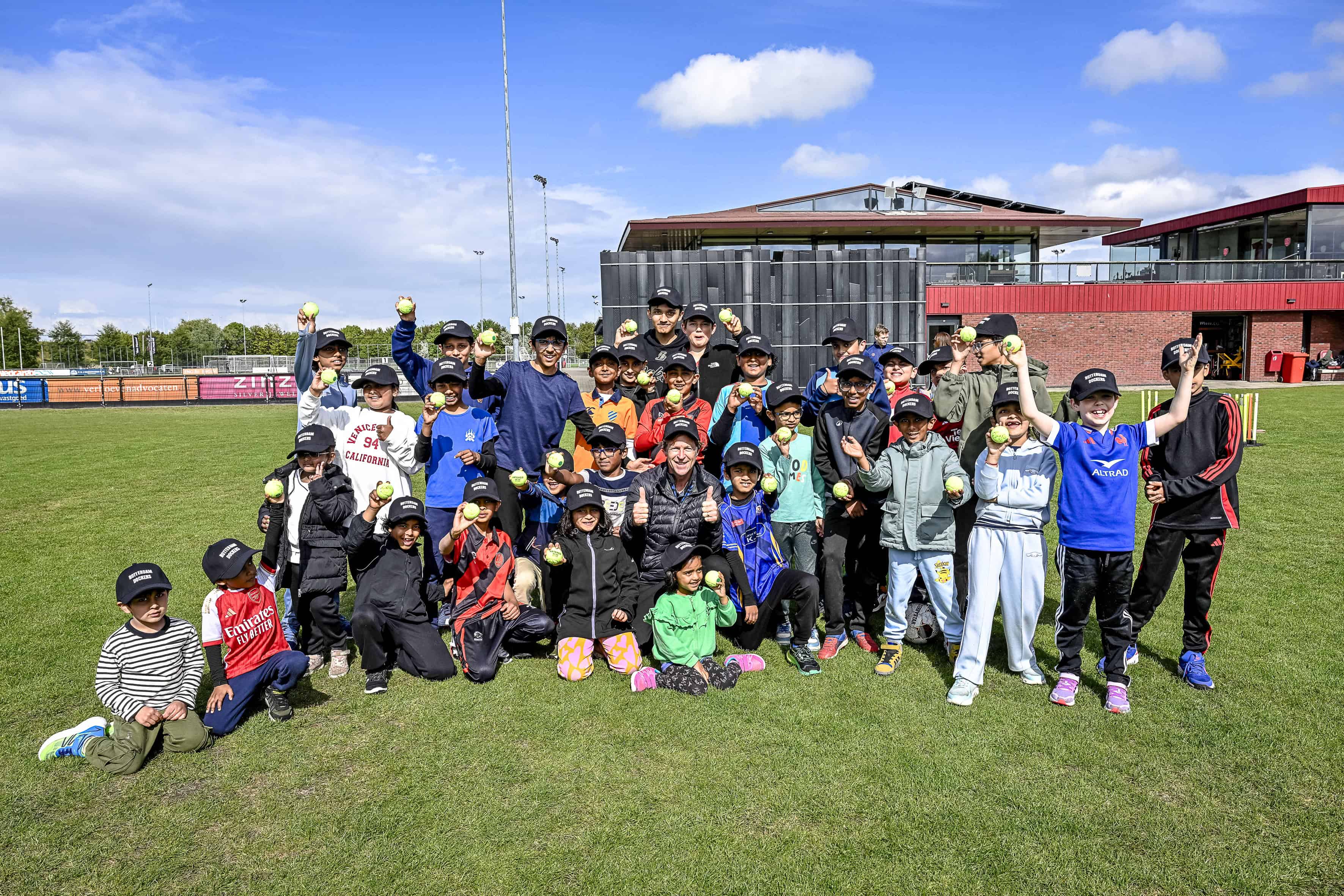 Clinic for Rotterdam youth. Photo: Jan Kok.