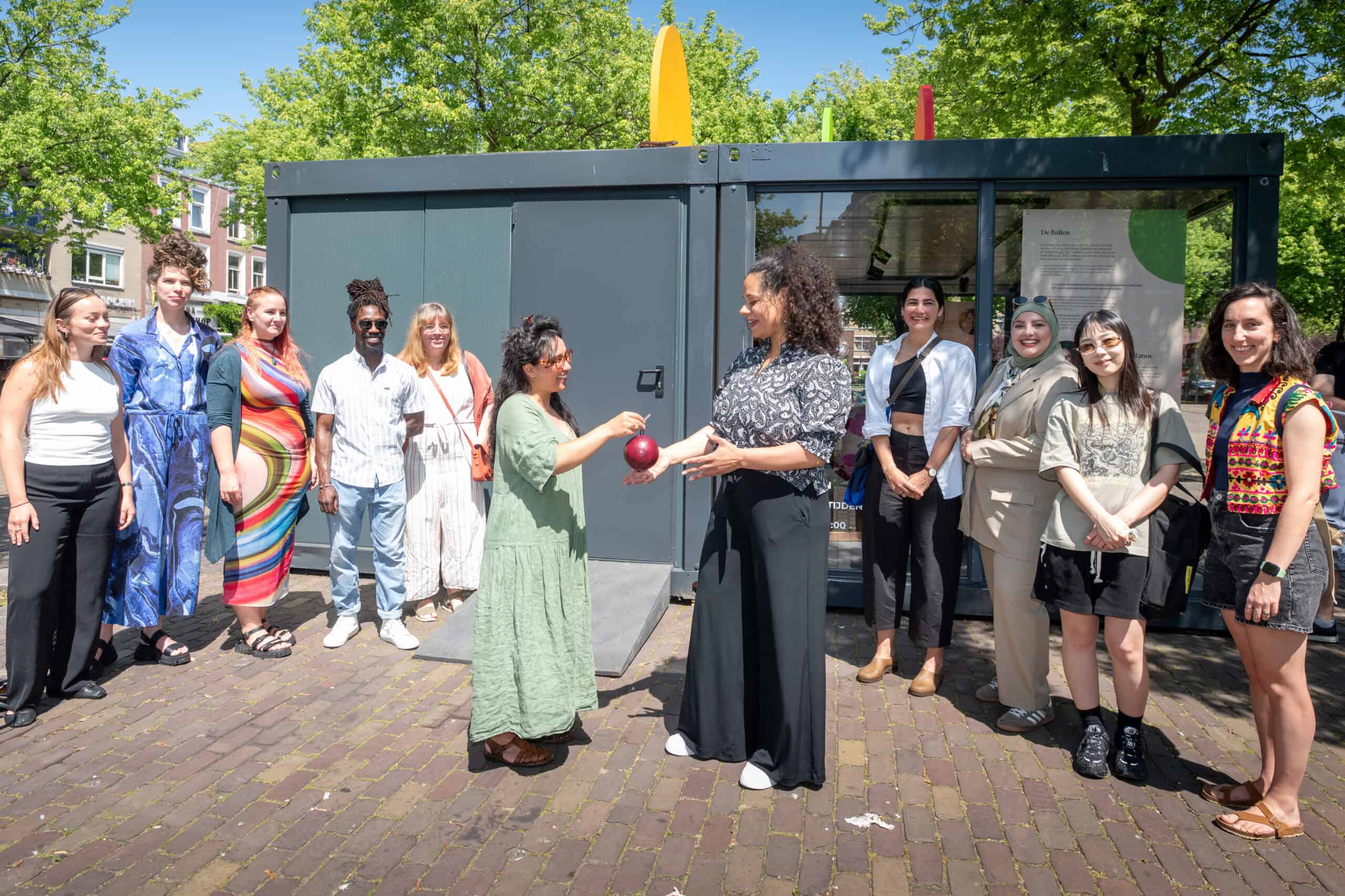 De Ballen is a Rotterdam art installation that lets visitors experience the weight of poverty, discrimination and unequal treatment.