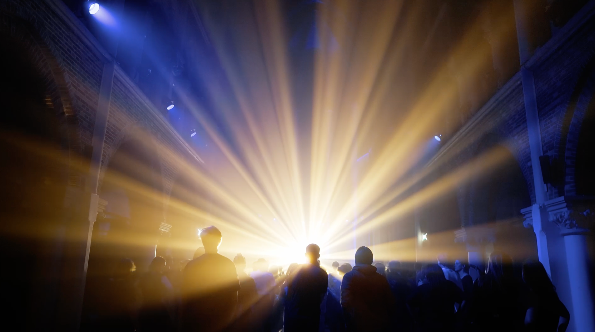 SPARK Clubnight brings an alcohol-free evening of music, breathwork, dance and reflection to Rotterdam’s Laurenskerk on 10 July.