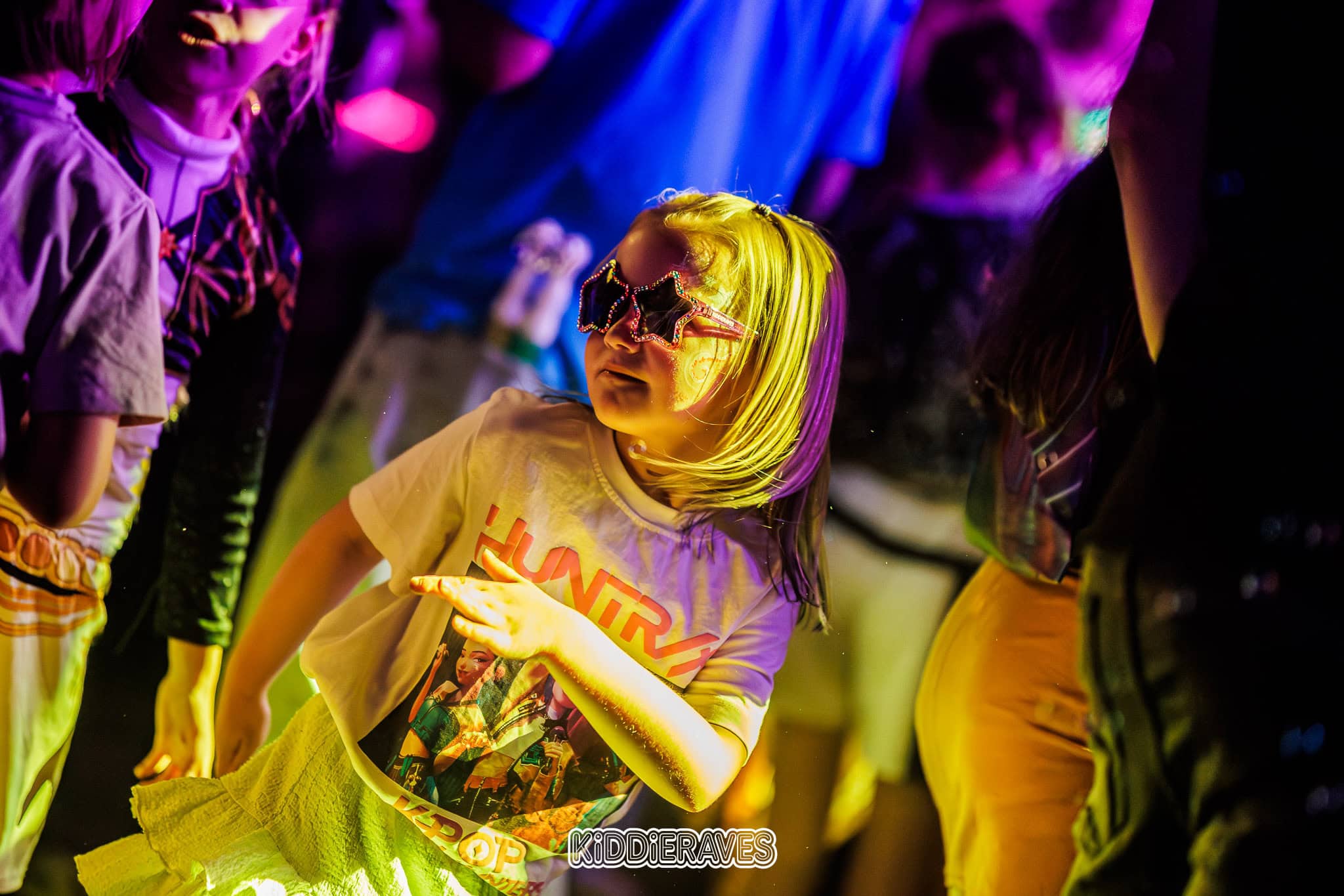 KiDDiERAVES comes to Rotterdam’s Maassilo on 8 November with DJs, K-pop, light shows and a daytime club experience for children and their families.