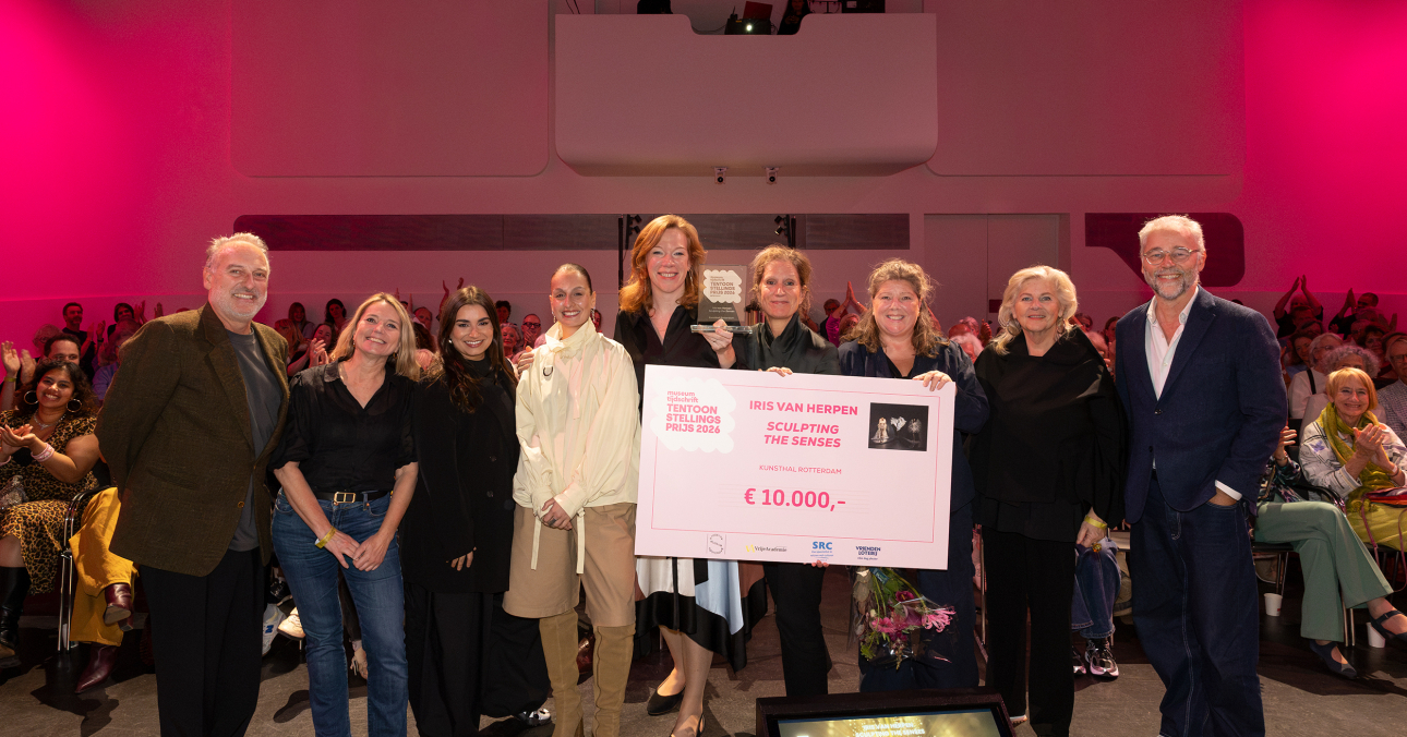 Kunsthal Rotterdam receives the Museumtijdschrift Exhibition Award 2026 for Iris van Herpen: Sculpting the Senses. Photo: Rosalie van der Does.