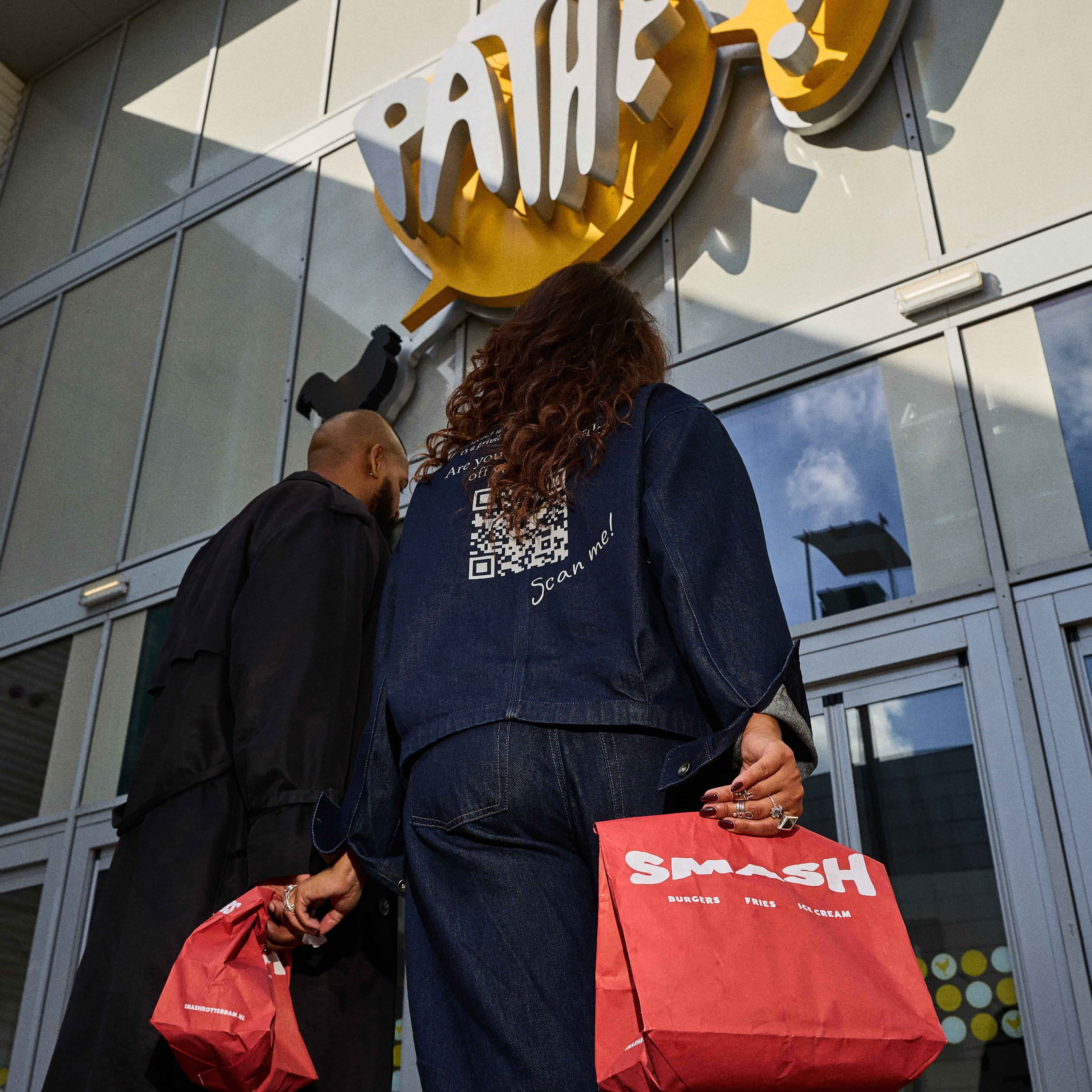Smash opens its second Rotterdam location at Pathé De Kuip on 28 October 2026, allowing visitors to take burgers into the cinema. Photo: Jose da Silva