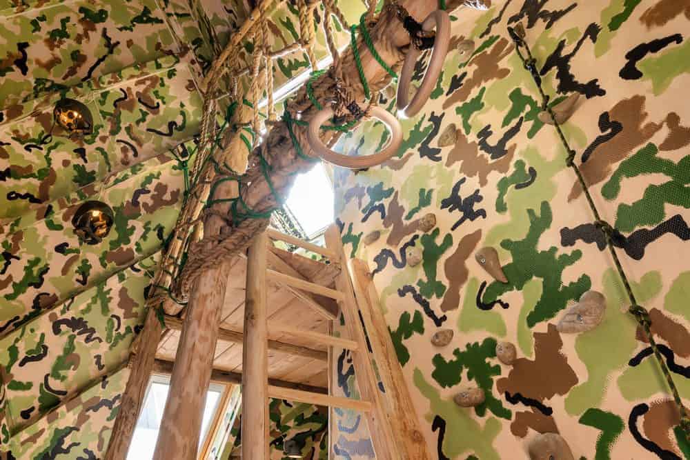 Stayokay and Marines Museum Rotterdam introduce 'Marines hotel room'