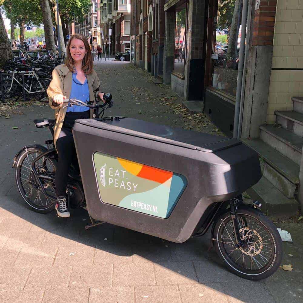 EAT.PEASY founder Maaike Stift with her cargo bike