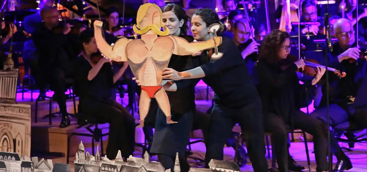 Click to enlarge Sinfonia Rotterdam: Christmas with PerPoc giant puppets