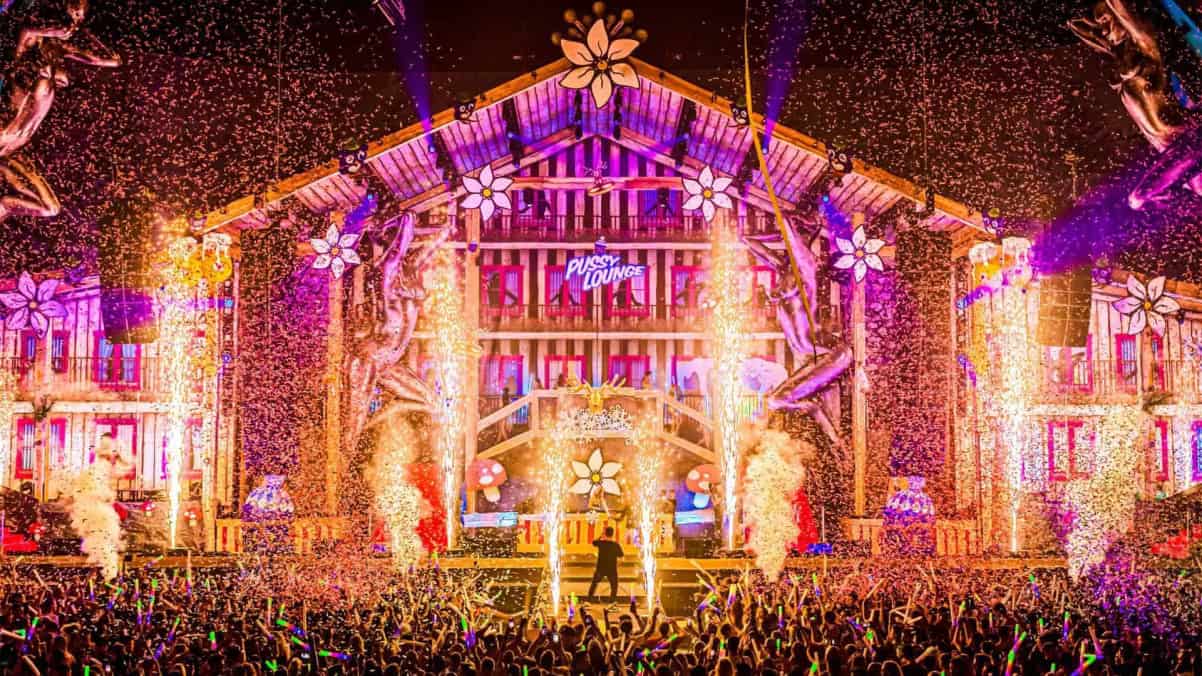 Pussy Lounge